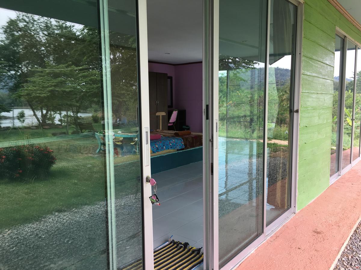 Hotel Kum Nangpaya Kaeng Krachan Exteriér fotografie