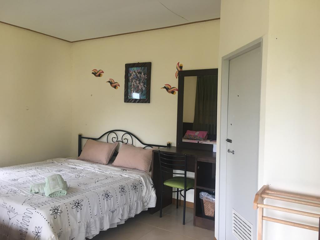 Hotel Kum Nangpaya Kaeng Krachan Exteriér fotografie
