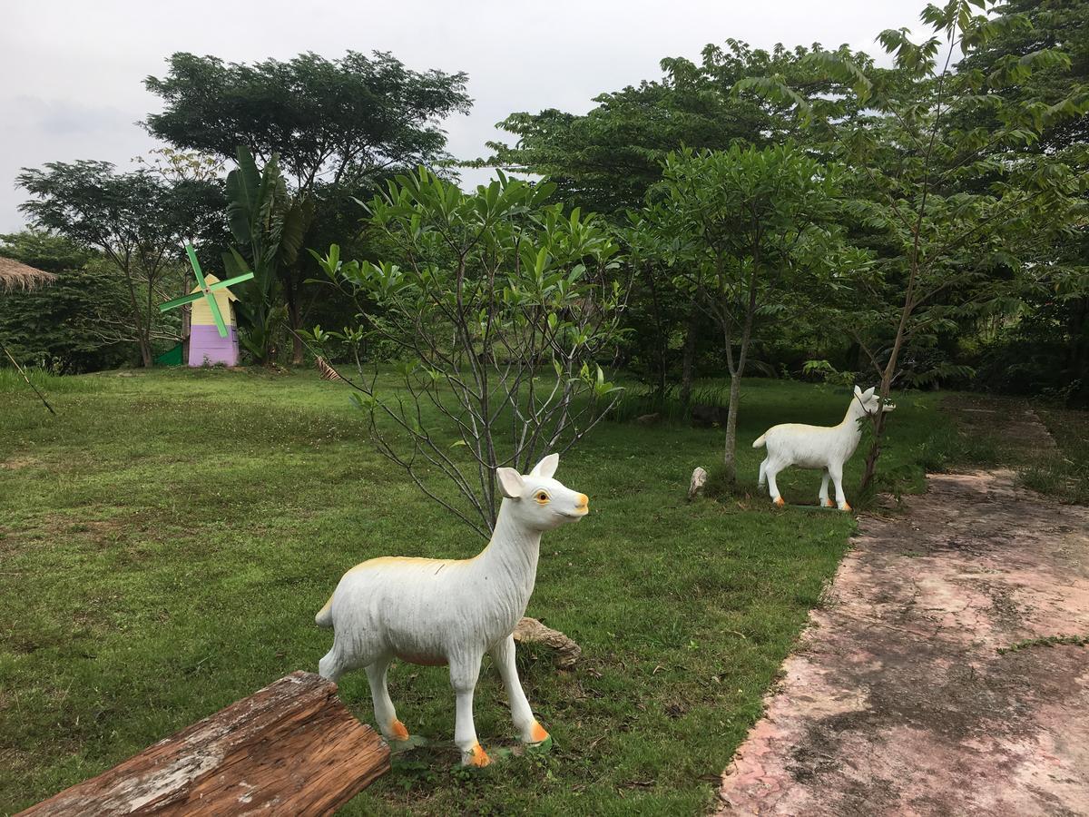 Hotel Kum Nangpaya Kaeng Krachan Exteriér fotografie