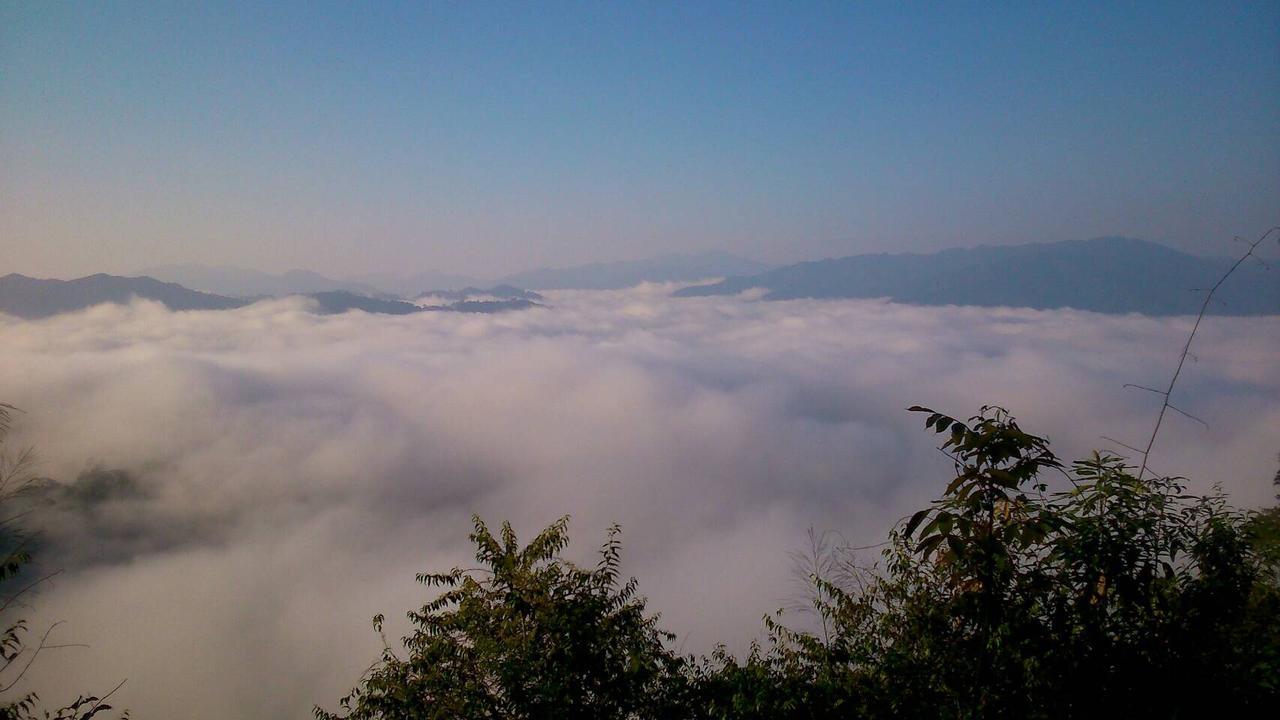 Hotel Kum Nangpaya Kaeng Krachan Exteriér fotografie